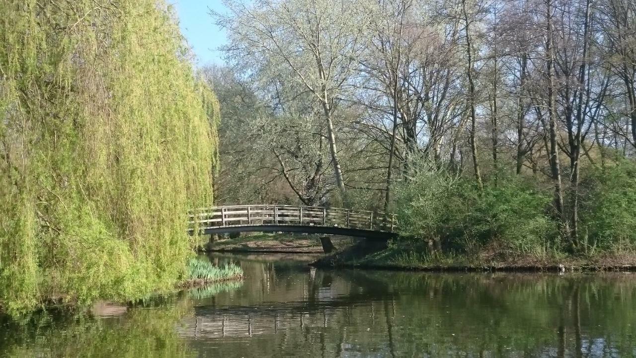 B&B Aan het Park Eindhoven Eksteriør billede